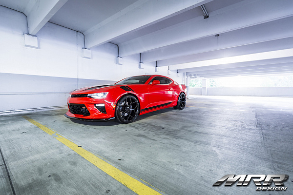 Фото дисков MRR M228 Черный глянец на Chevrolet Camaro VI