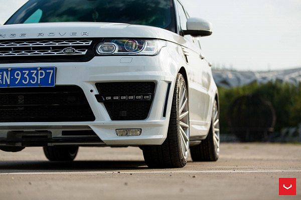 Фото дисков Vossen VFS-2 Серебро на Range Rover Sport II