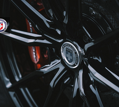 Фото дисков HRE P104SC на McLaren 720S