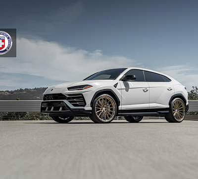 Фото дисков HRE P103SC на Lamborghini Urus