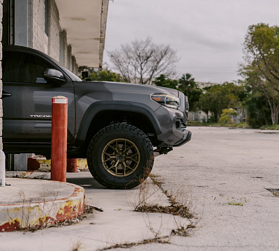 Фото дисков Vossen HF6-4 на Toyota Tacoma III