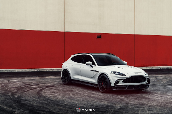 Фото дисков Anrky AN20 Черный сатин на Aston Martin DBX