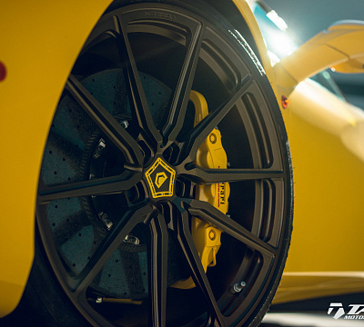 Фото дисков Vossen M-X2 на Ferrari 488