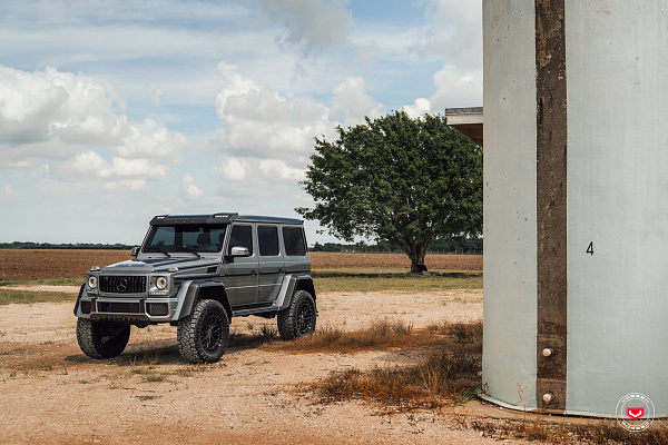 Фото дисков Vossen LC3-01 Черный глянец на Mercedes-Benz G-Class III