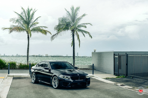 Фото дисков Vossen EVO-1R Глянцевый лак на BMW 5/M5 (G30/F90)