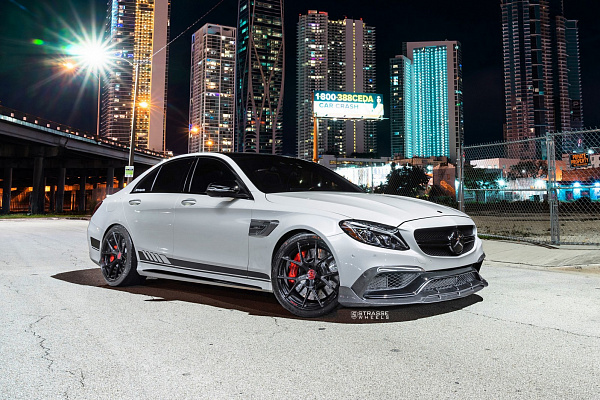 Фото дисков Strasse Wheels SM5R Deep Concave Monoblock Другой цвет на Mercedes-Benz C-Class (W204)