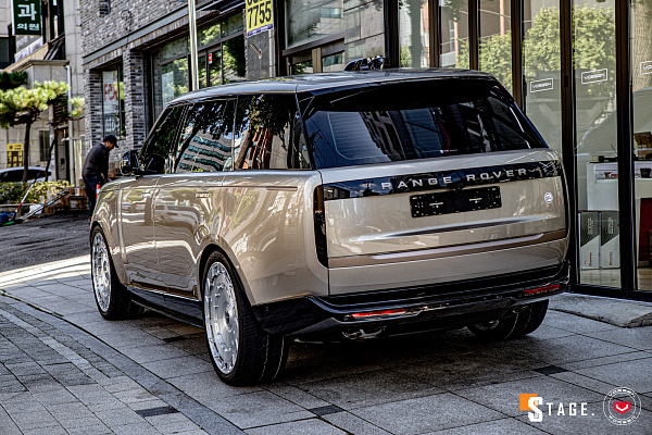 Фото дисков Vossen LC3-11T Глянцевый лак на Land Rover Range Rover V