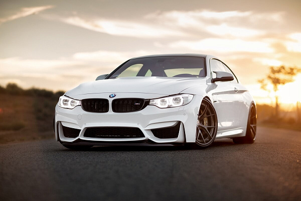 Фото дисков HRE S101 Сатиновая бронза на BMW 4/M4 (F32/F82)