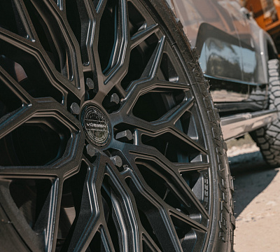 Фото дисков Vossen HF6-3 на Lexus GX II