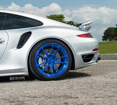 Фото дисков Strasse Wheels SV1 Deep Concave Monoblock на Porsche 911 VII