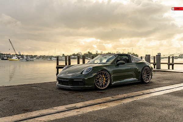 Фото дисков Anrky AN10 Глянцевое темное золото на Porsche 911 VIII