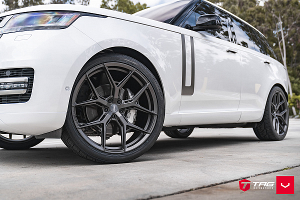 Фото дисков Vossen HF-5 Сатиновый графит на Land Rover Range Rover V