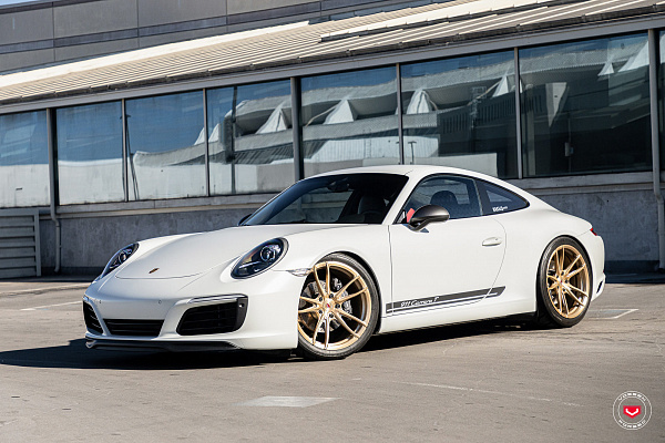 Фото дисков Vossen S17-06 Глянцевая шампань на Porsche 911 VII