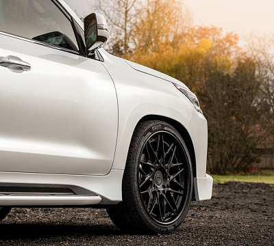 Фото дисков Vossen S17-07 (3-Piece) на Lexus LX III