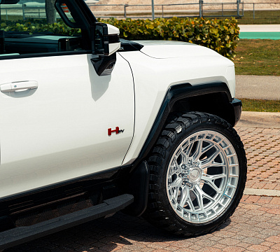 Vossen HFX-1 (8-Lug)