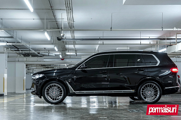 Фото дисков Vossen S17-04 Глянцевый лак на BMW X7 (G07)