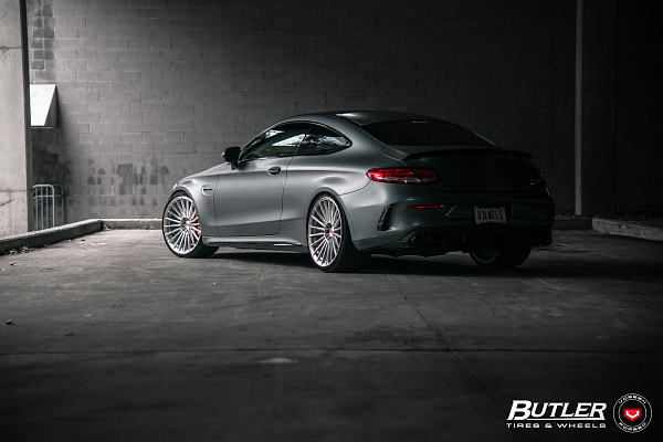 Фото дисков Vossen S17-04 Глянцевый темный лак на Mercedes-Benz C-Class (W205)