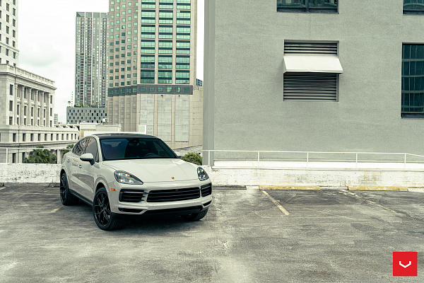 Фото дисков Vossen HF-5 Черный глянец на Porsche Cayenne III