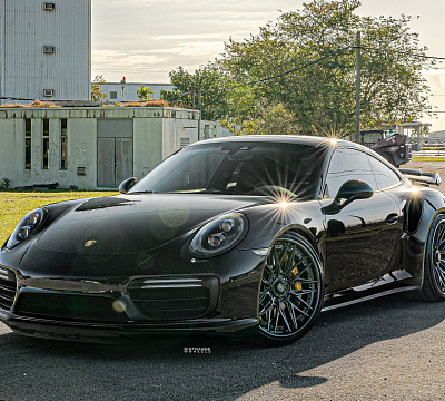 Фото дисков Strasse Wheels SV10M-RS Deep Concave FS на Porsche 911 VII