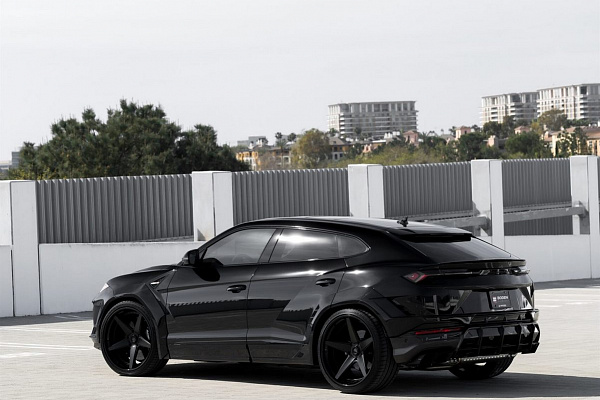 Фото дисков Anrky RS5.3 Черный сатин на Lamborghini Urus
