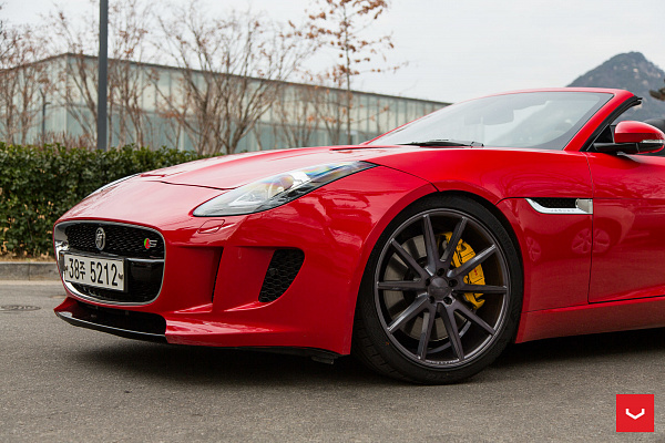 Фото дисков Vossen VFS-1 Глянцевый графит на Jaguar F-Type