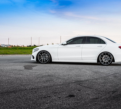 Фото дисков Vossen VFS-1 на Mercedes-Benz C-Class (W205)