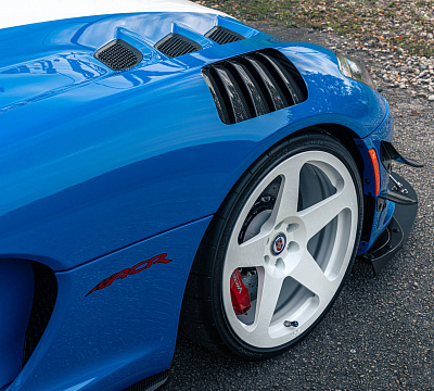 Фото дисков HRE 305M на Dodge Viper