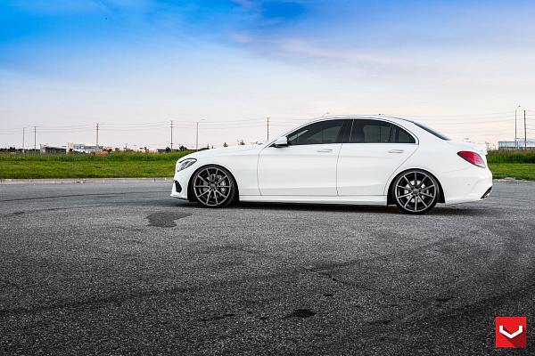 Mercedes-Benz C-Class (W205)