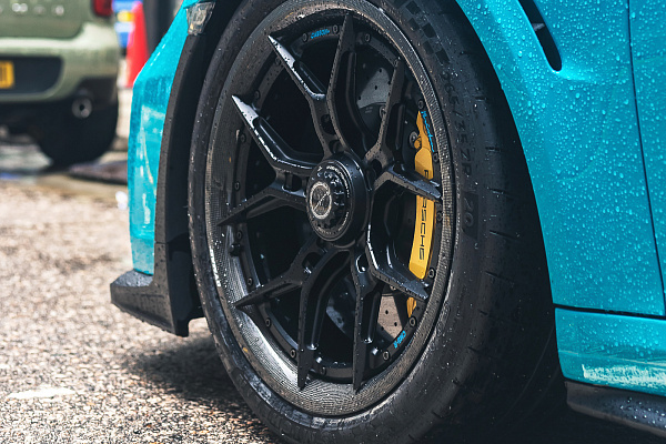Фото дисков Brixton Forged CM5-R Черный сатин на Porsche 911 VII