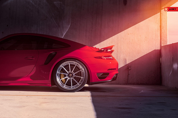 Фото дисков Anrky AN38 Глянцевый лак на Porsche 911 VII