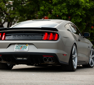 Фото дисков Vossen CV3 на Ford Mustang VI