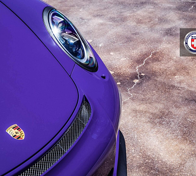 Фото дисков HRE P103 на Porsche 911 VII