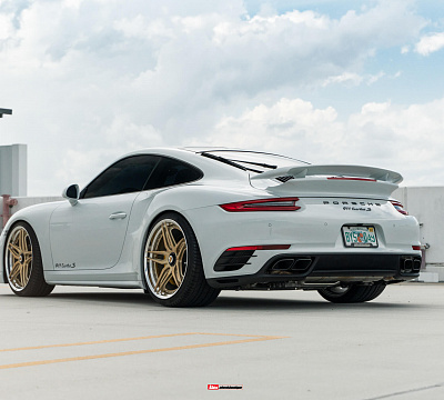 Фото дисков HRE S107SC на Porsche 911 VIII