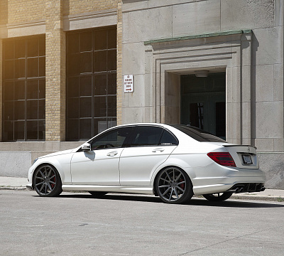 Фото дисков Vossen VFS-1 на Mercedes-Benz C-Class (W204)