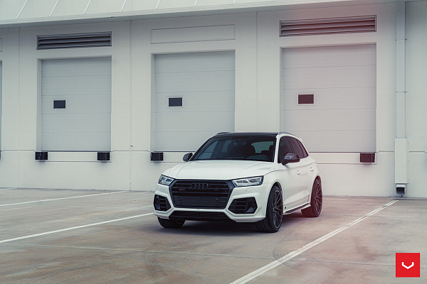 Фото дисков Vossen HF-4T Черный глянец на Audi Q5 (FY)