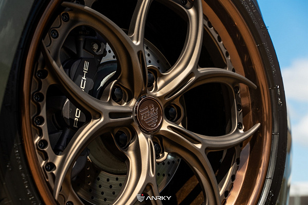 Фото дисков Anrky S3-X0 Сатиновая бронза на Porsche 911 VIII
