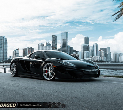 Фото дисков BC Forged KL01 на McLaren 12C