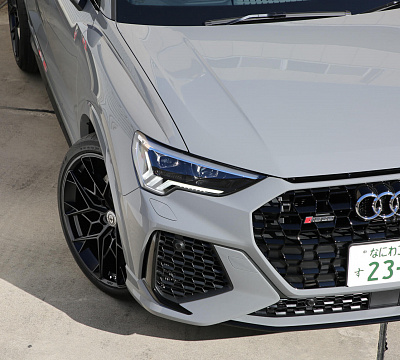 Фото дисков HRE FF10 на Audi Q3 (8U)