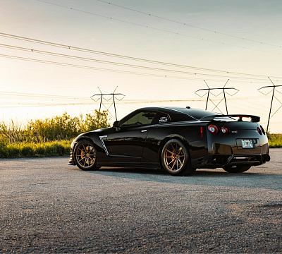 Фото дисков Vossen M-X2 на Nissan GT-R