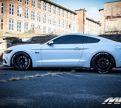Фото дисков MRR M350 на Ford Mustang VI