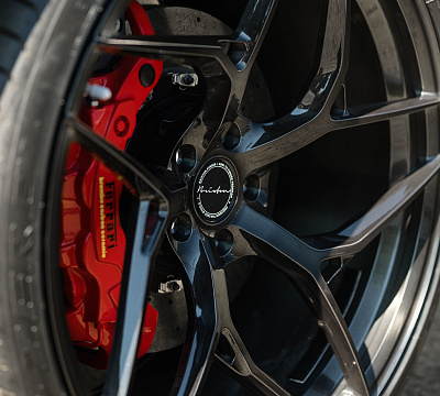 Фото дисков Brixton Forged PF5 на Ferrari 488