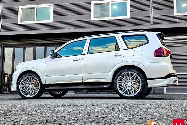 Фото дисков Vossen HF6-5 Серебро на Kia Mohave