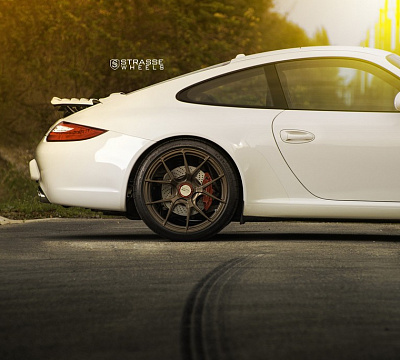 Фото дисков Strasse Wheels SM5R Deep Concave Monoblock на Porsche 911 VI