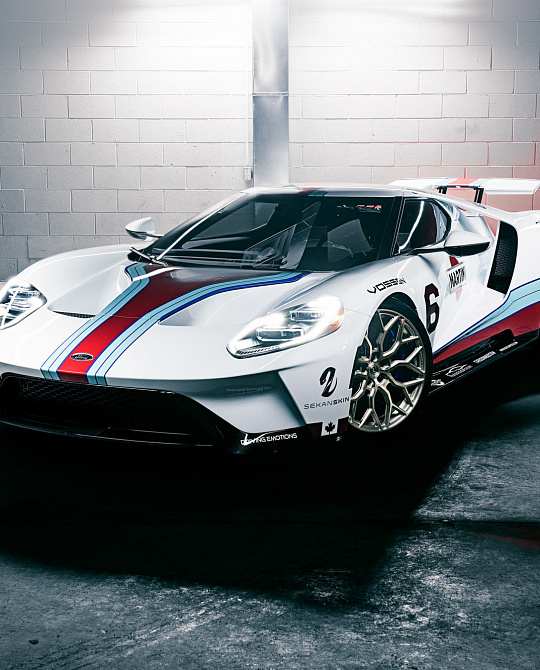 Фото дисков S17-01 Глянцевая шампань на Ford GT II