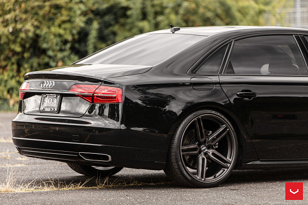 Фото дисков Vossen HF-1 Сатиновый графит на Audi A/S 8 (D4)