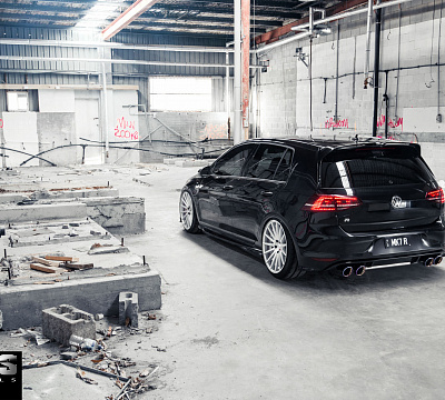 Фото дисков Vossen VFS-2 на Volkswagen Golf VII