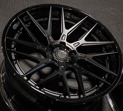 ADV.1 ADV8R M.V2 CS