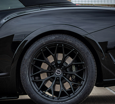 Фото дисков Brixton Forged CM6-R на Bentley Continental GT III