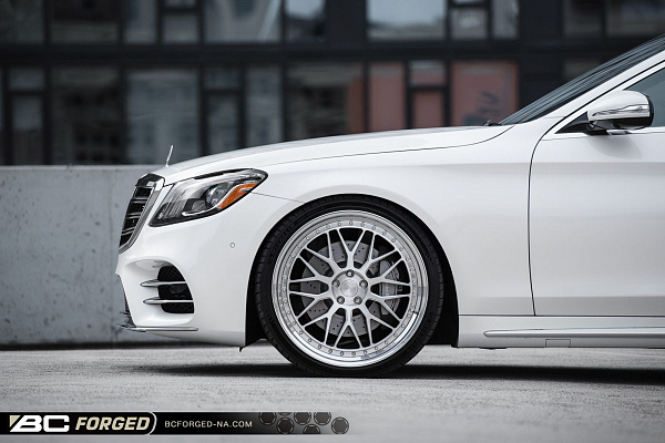 Фото дисков BC Forged LE81 // MLE81 Глянцевый лак на Mercedes-Benz S-Class (W222, C217)