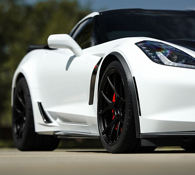 Фото дисков BC Forged RZ05 на Chevrolet Corvette C7